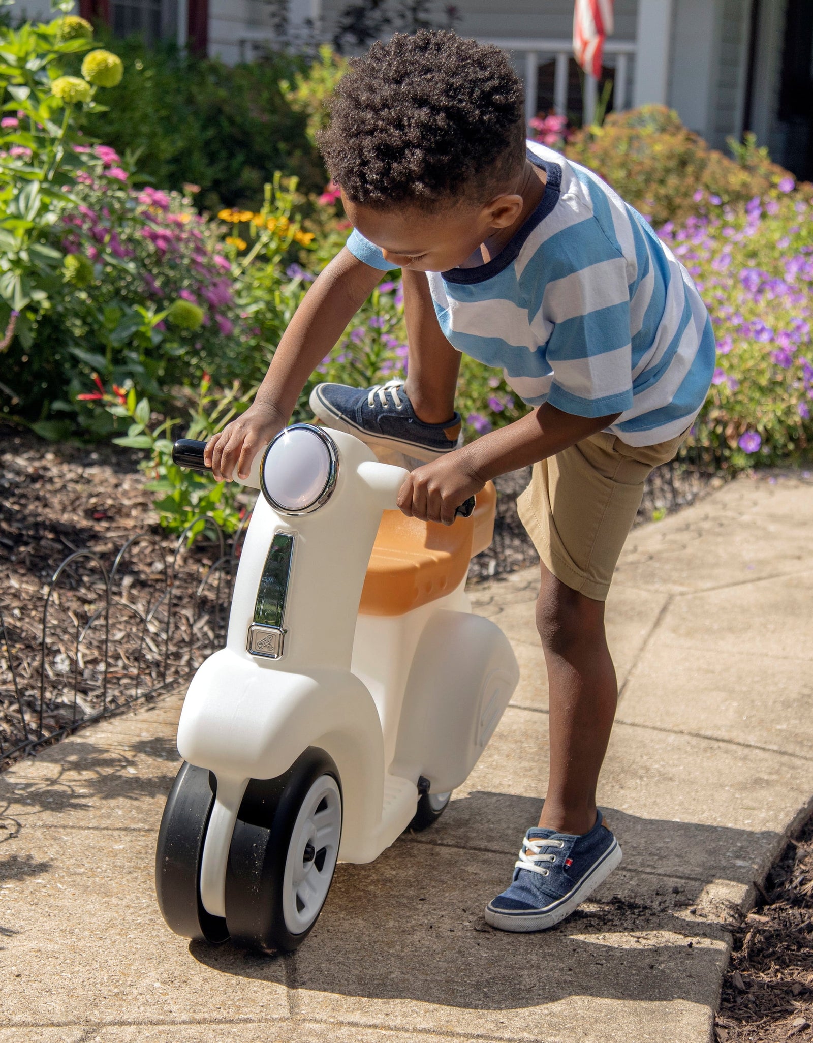 Ride along White Scooter Foot to Floor Ride on Toy for Toddlers